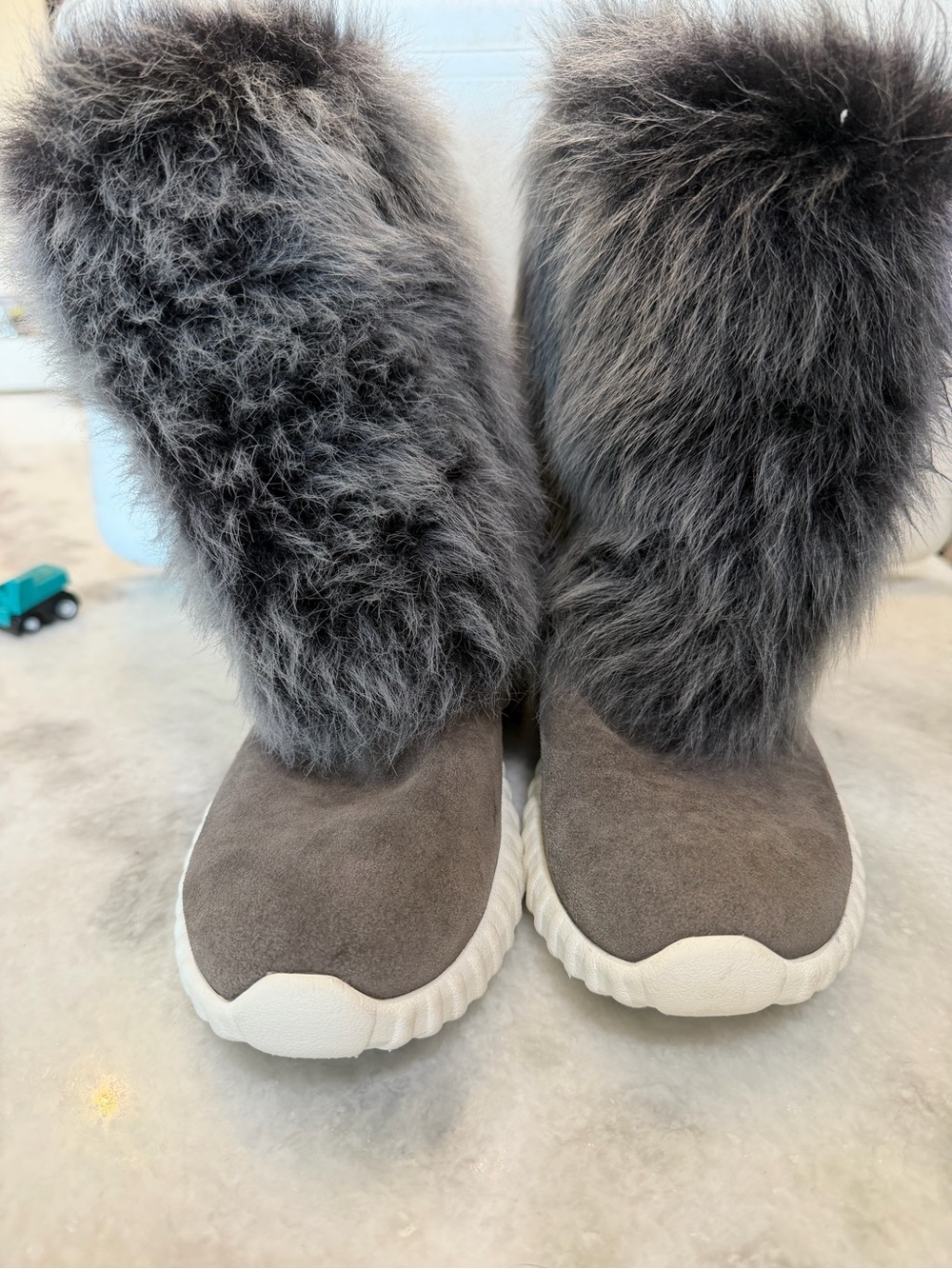 Cozy Women's Kari Gray Faux Fur Winter Boots with White Soles